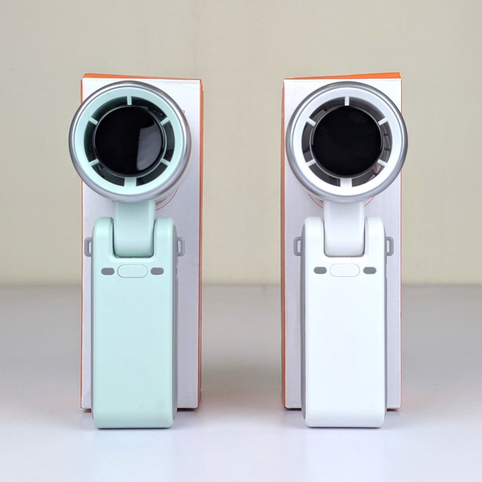 JYSUPER JY-2218 USB Rechargeable Mini Table Fan